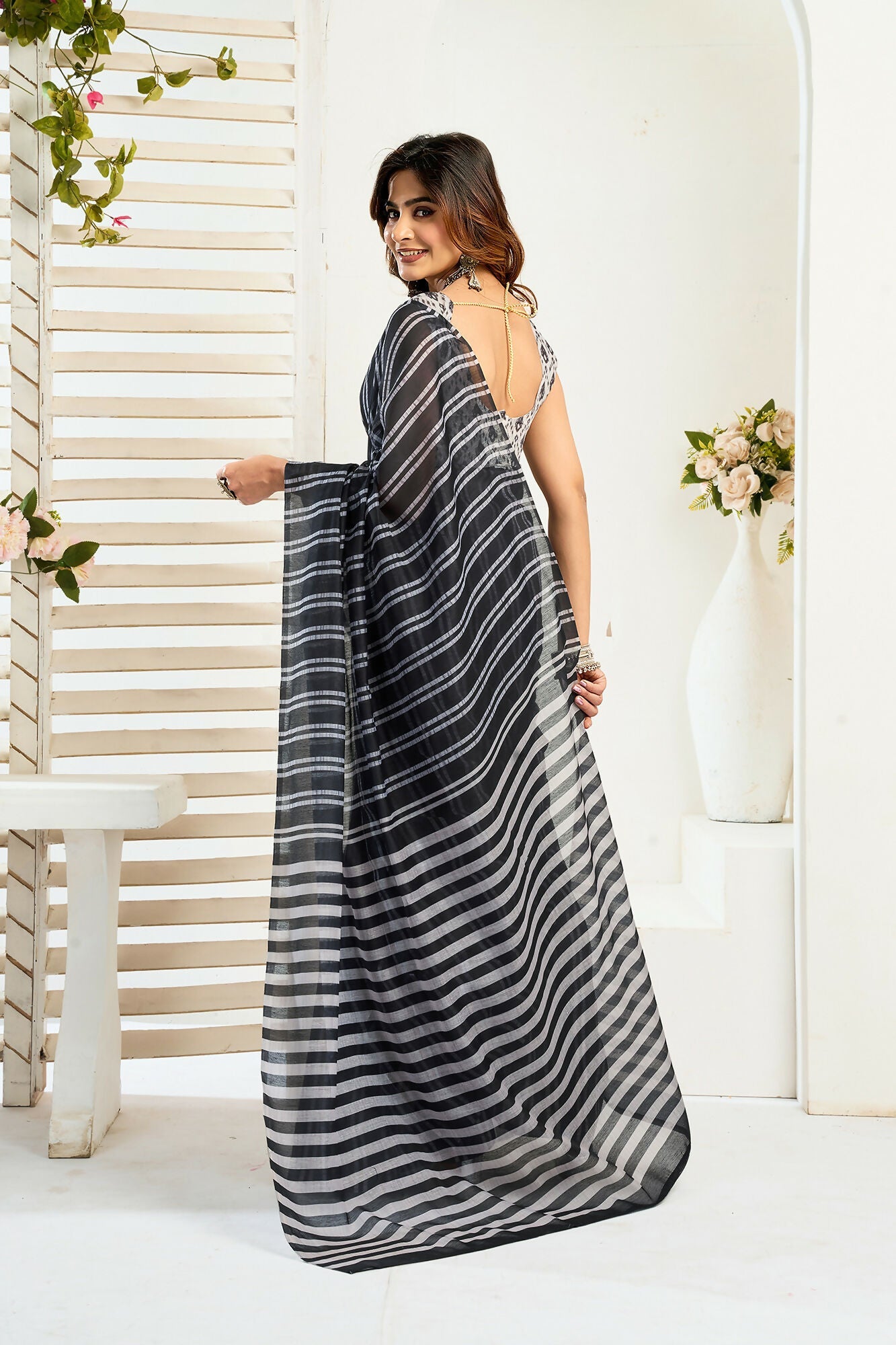 Vastranavya Black Digital Printed Linen Ready To Wear Designer Saree with Unstitched Blouse - Distacart