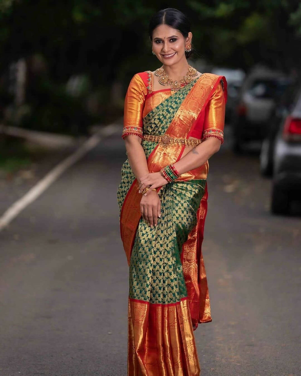 DEIANA'S Beautiful Designer Golden zari Soft Lichi Silk Saree - Green