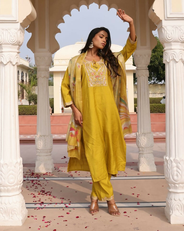 Jyoti Fashion Women's Yellow Cotton Silk Hand Work with Floral Printed Kurta Set