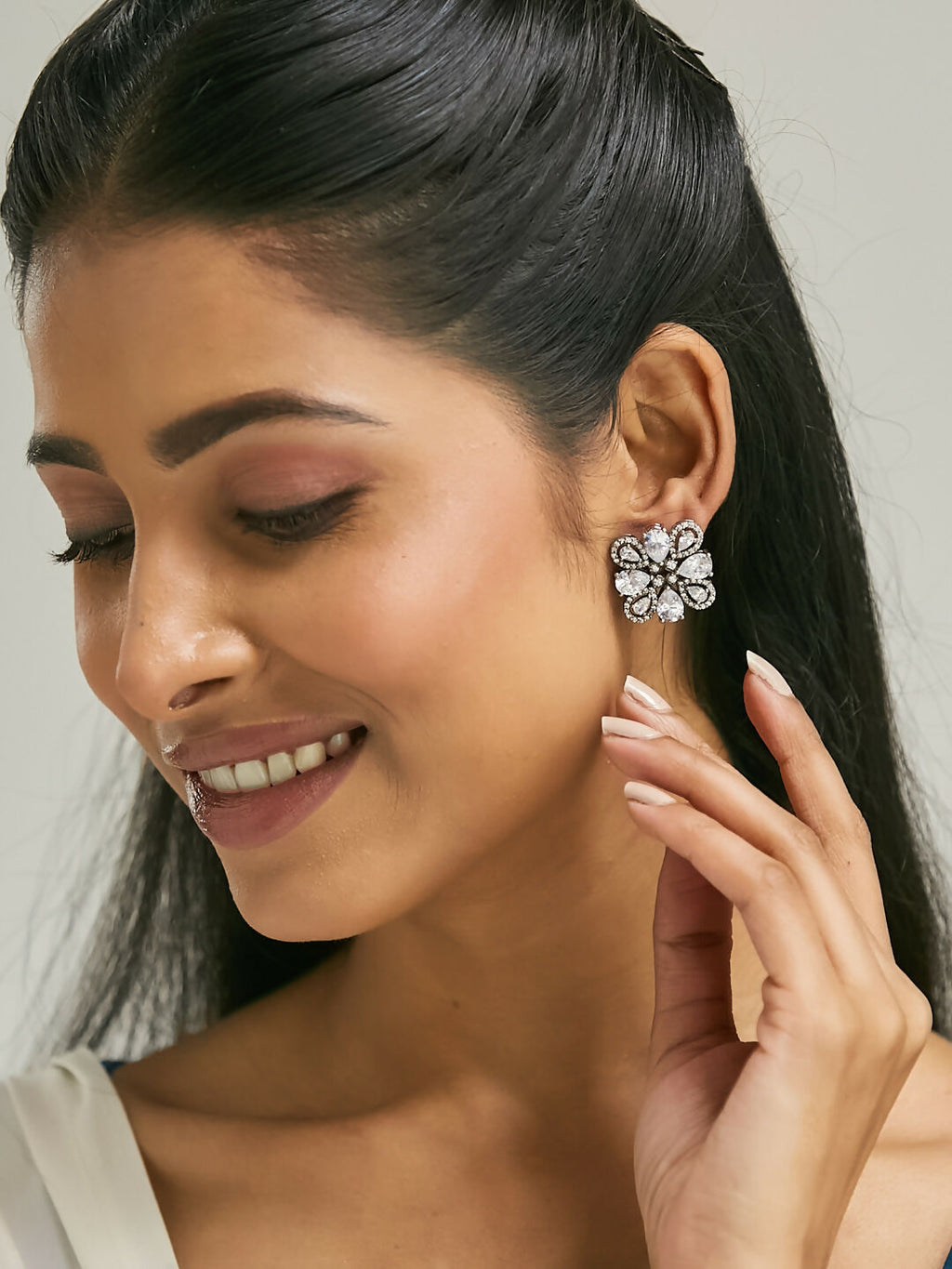 Nuyug 22K Gold-Plated Crystal & Zircon Stone Studded Floral Studs - Distacart
