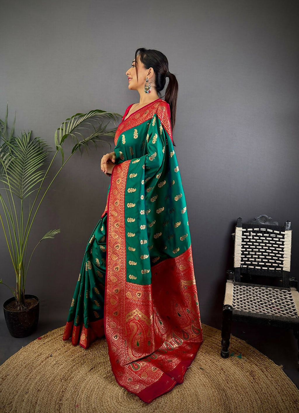 Joban Fashion Banarasi Rama Green Woven Butti Soft Silk Saree - Distacart