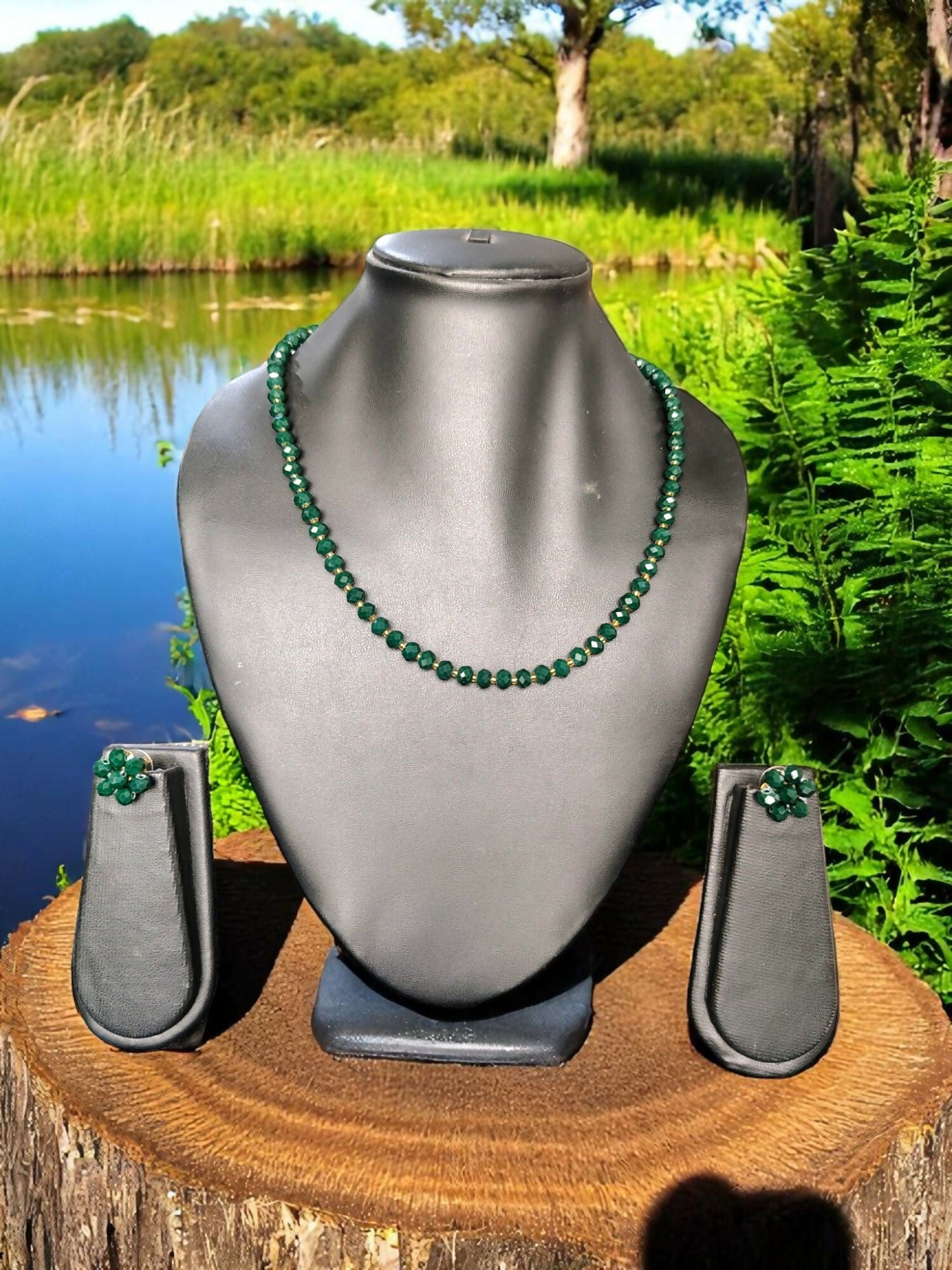 Inhanns Crystal Bloom – Single Line Necklace + Studs - Dark Green