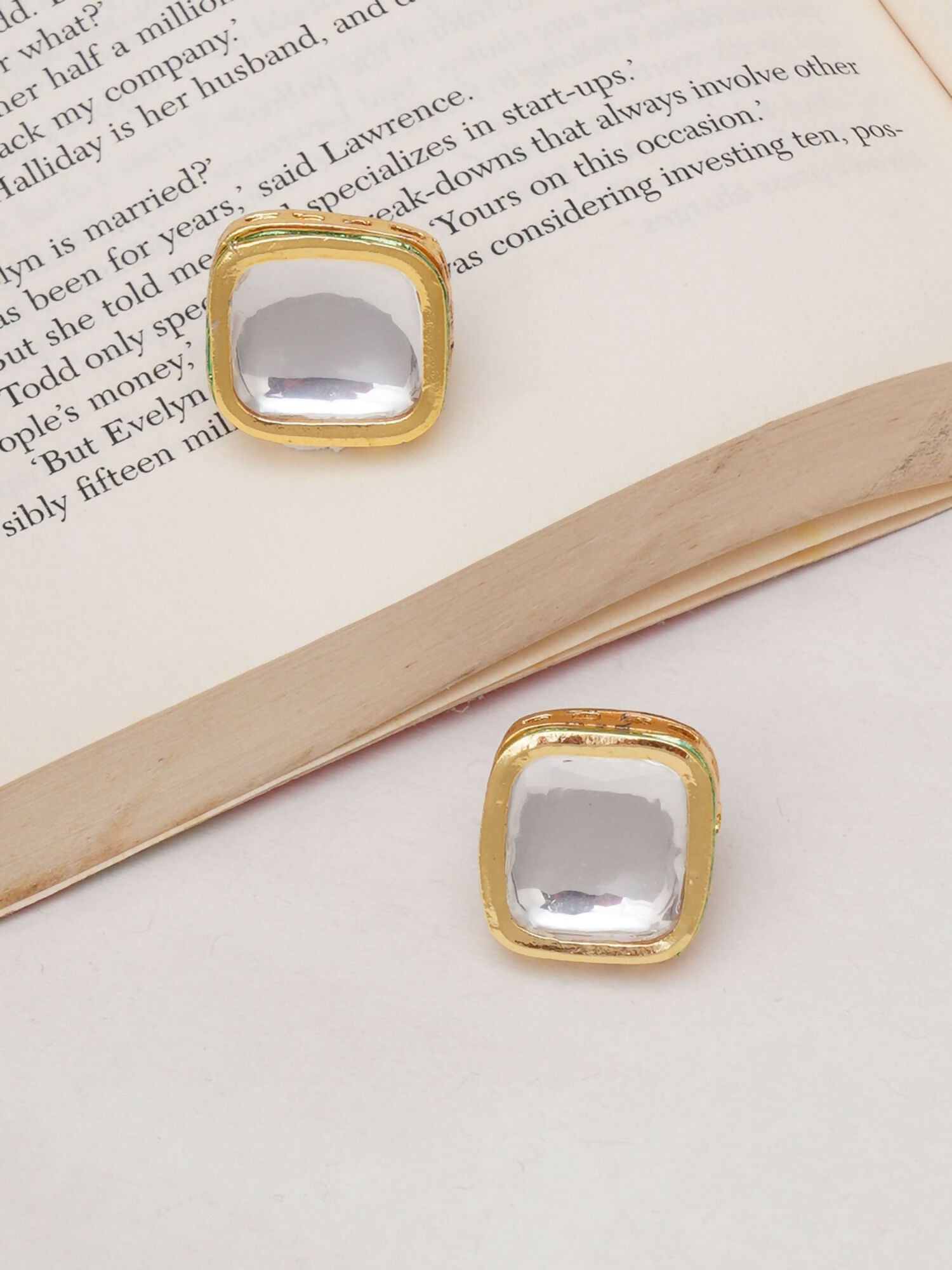 Kundan Studs (Gold) - Ruby Raang - Distacart