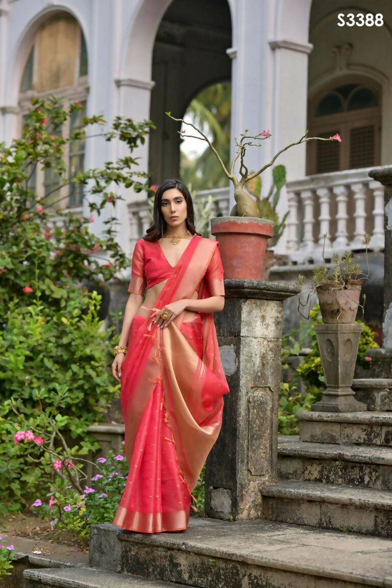 Gajri Kalyani Silk Woven Design Saree - Priyalaxmi