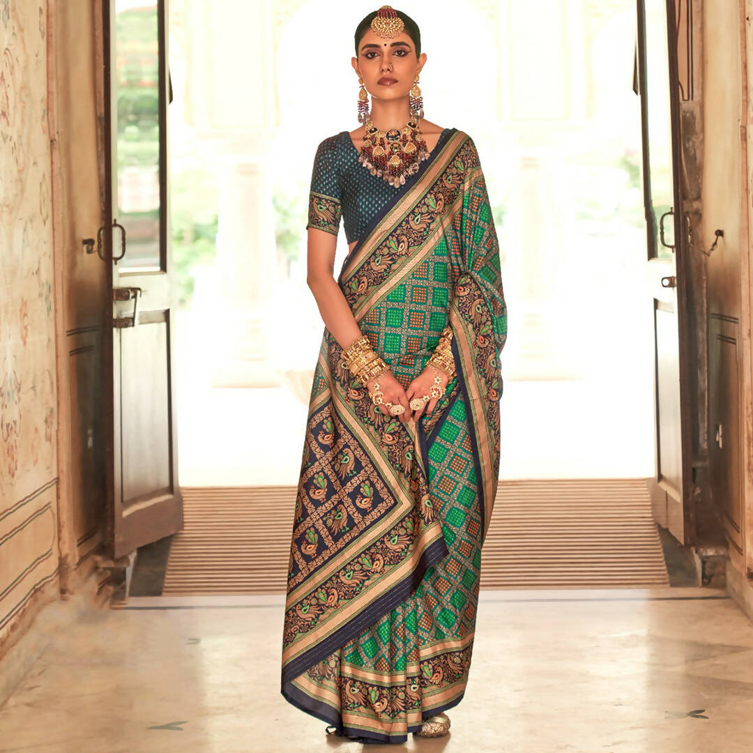 Light Green Silk With Banarasi Print Work Saree - Trirath Yamuna