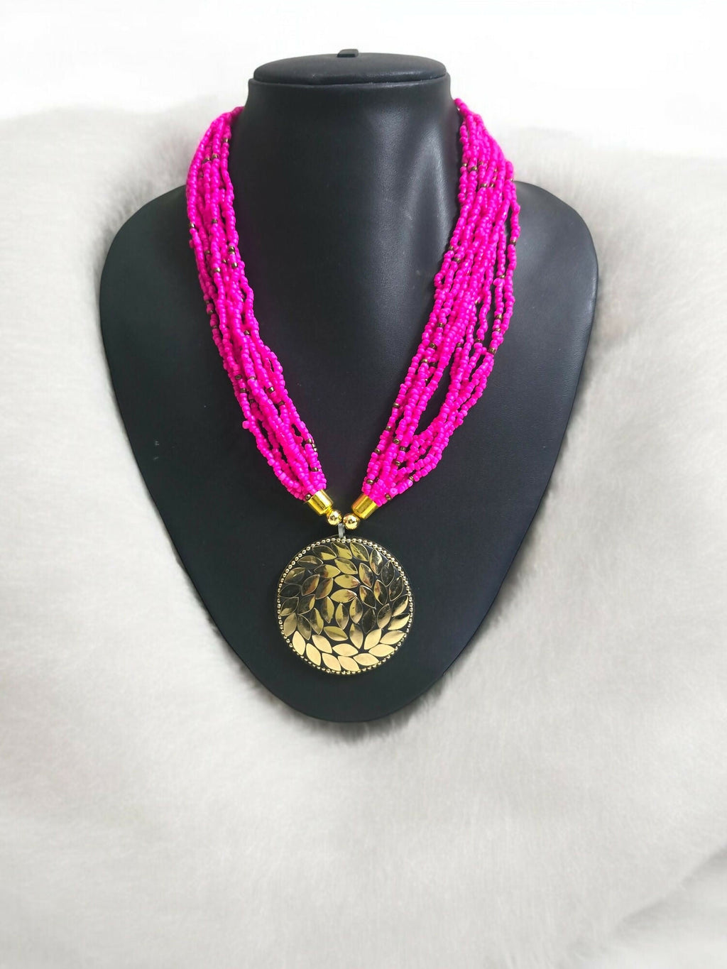 Inhanns Everyday Statement Beaded Pendant Necklace - Hot Pink