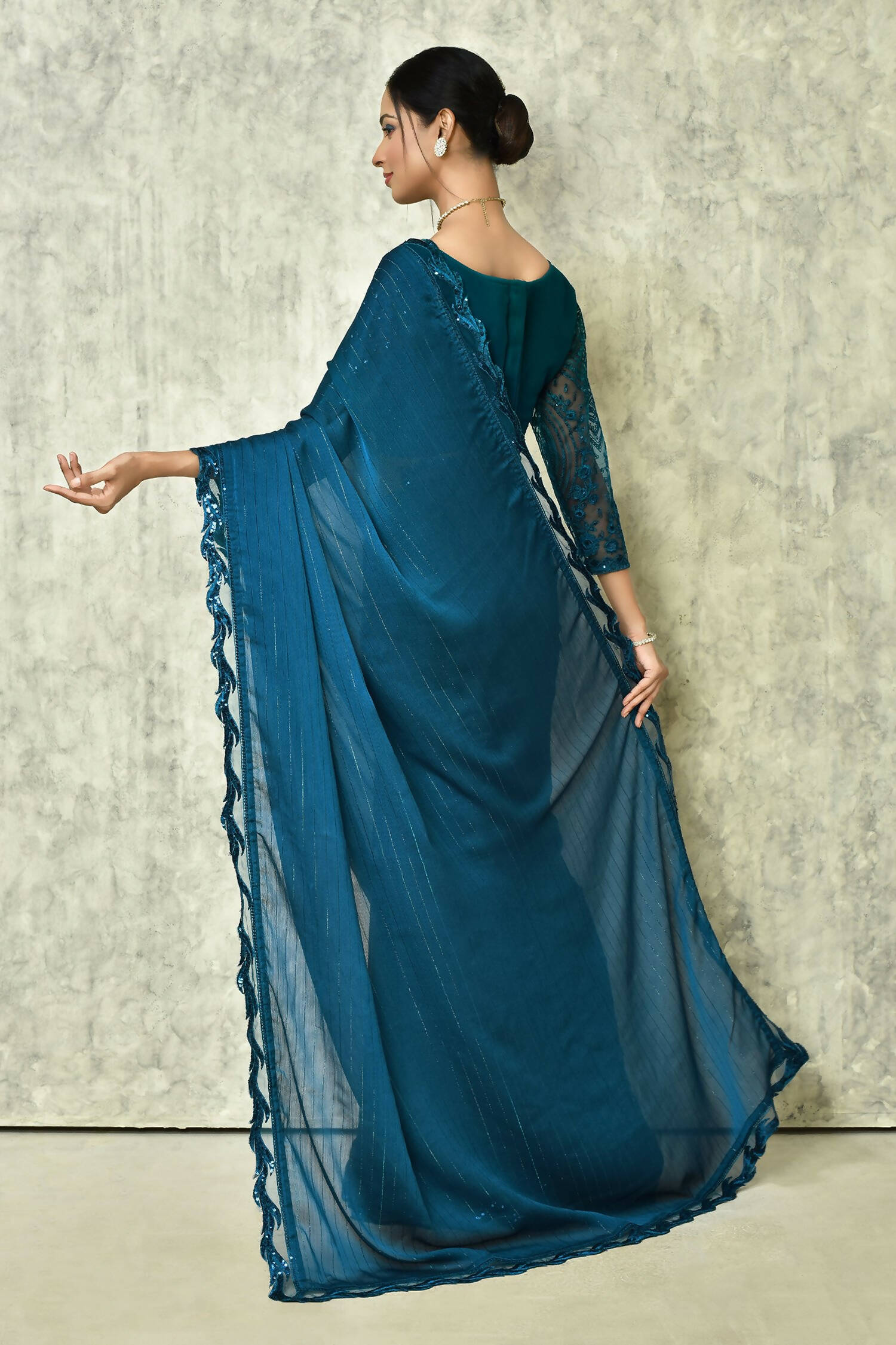 Blue Silk Stripe Saree With Blouse Piece - Purvi
