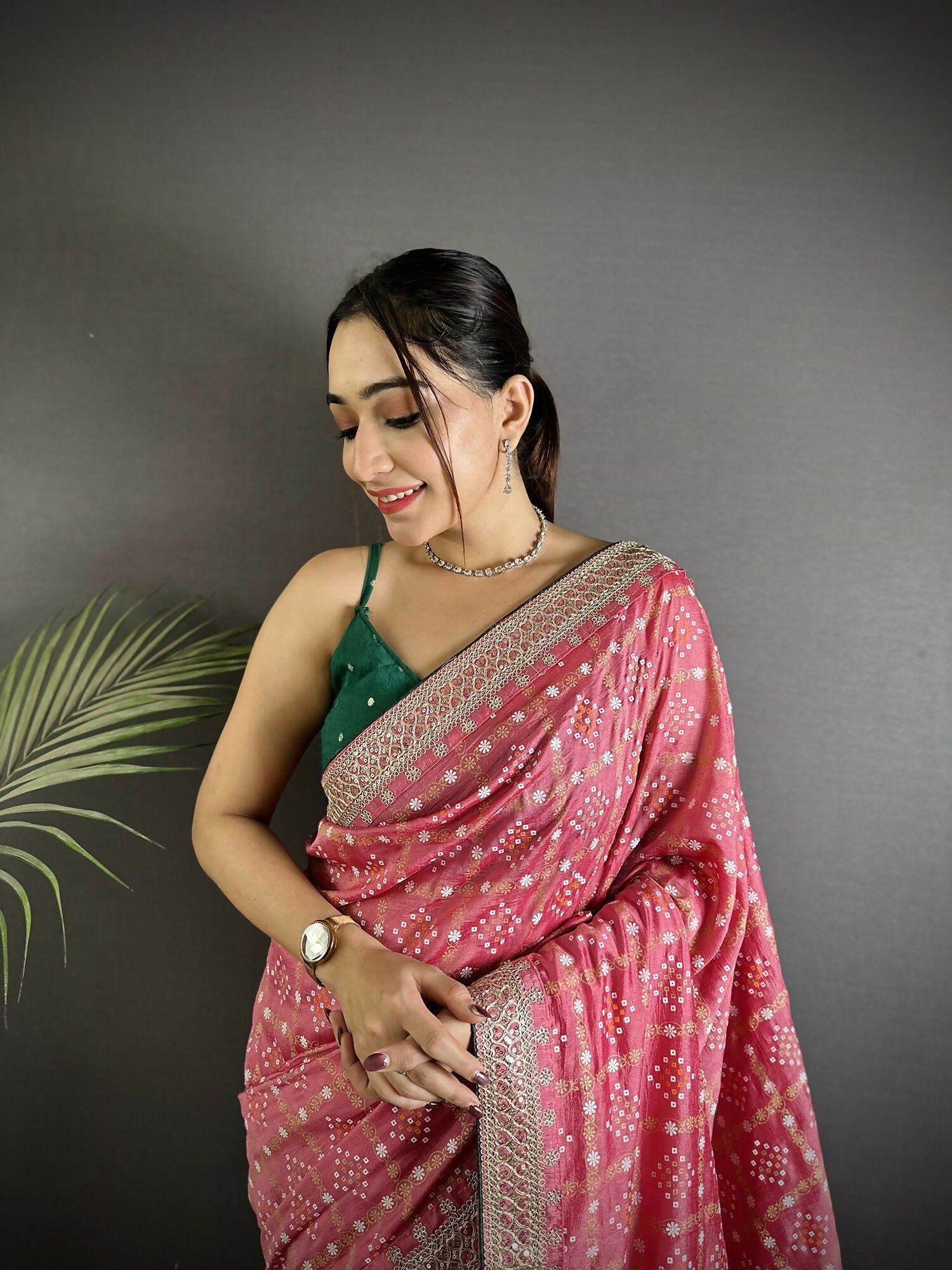 Joban Fashion Dusty Pink Bandhej Bandhani Vichitra Silk Bandhani Prints Saree - Distacart