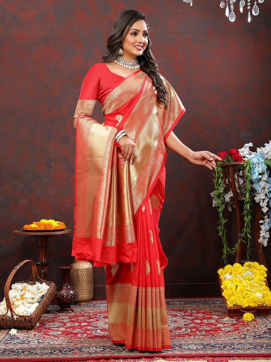 Lorenvalley Fashion Red Soft Silk Woven Design Gold Zari Weaving Saree