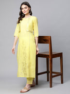 Ahalyaa Women Yellow Pure Cotton Printed Floral Kurta With Trousers - Distacart