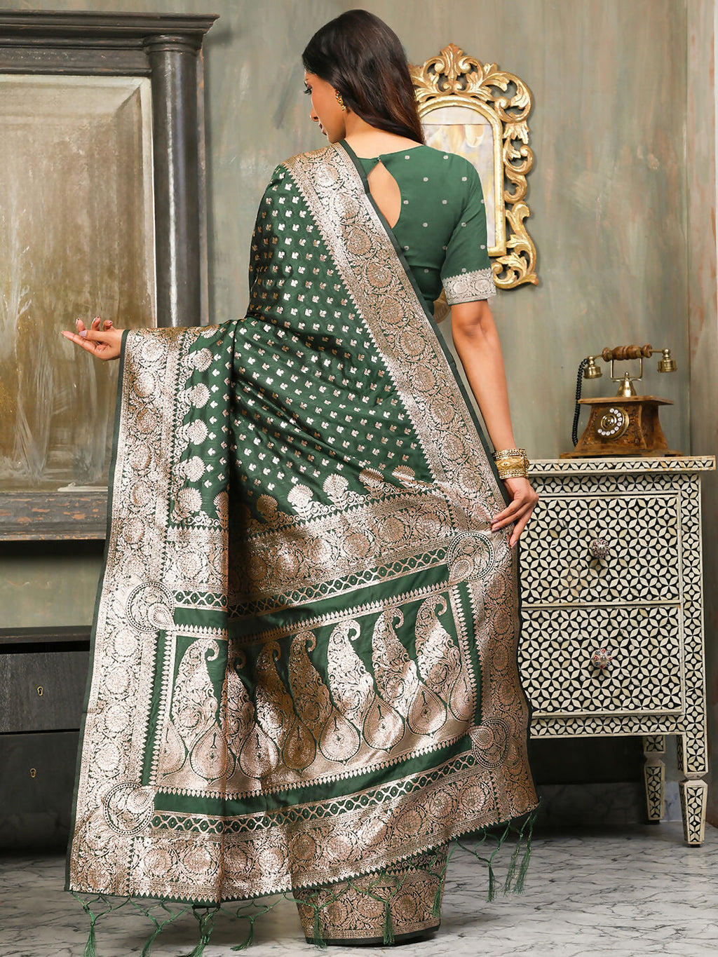 Shree Shyam Fashion Banarasi Silk Dark Green Saree - Distacart