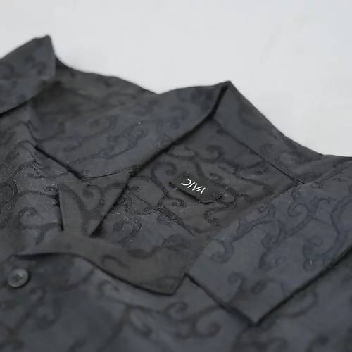Diva Globe Black Lapel Collar Shirt - Distacart