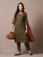 Myshka Women's Multi Printed Cotton Straight Party Kurta Set With Dupatta