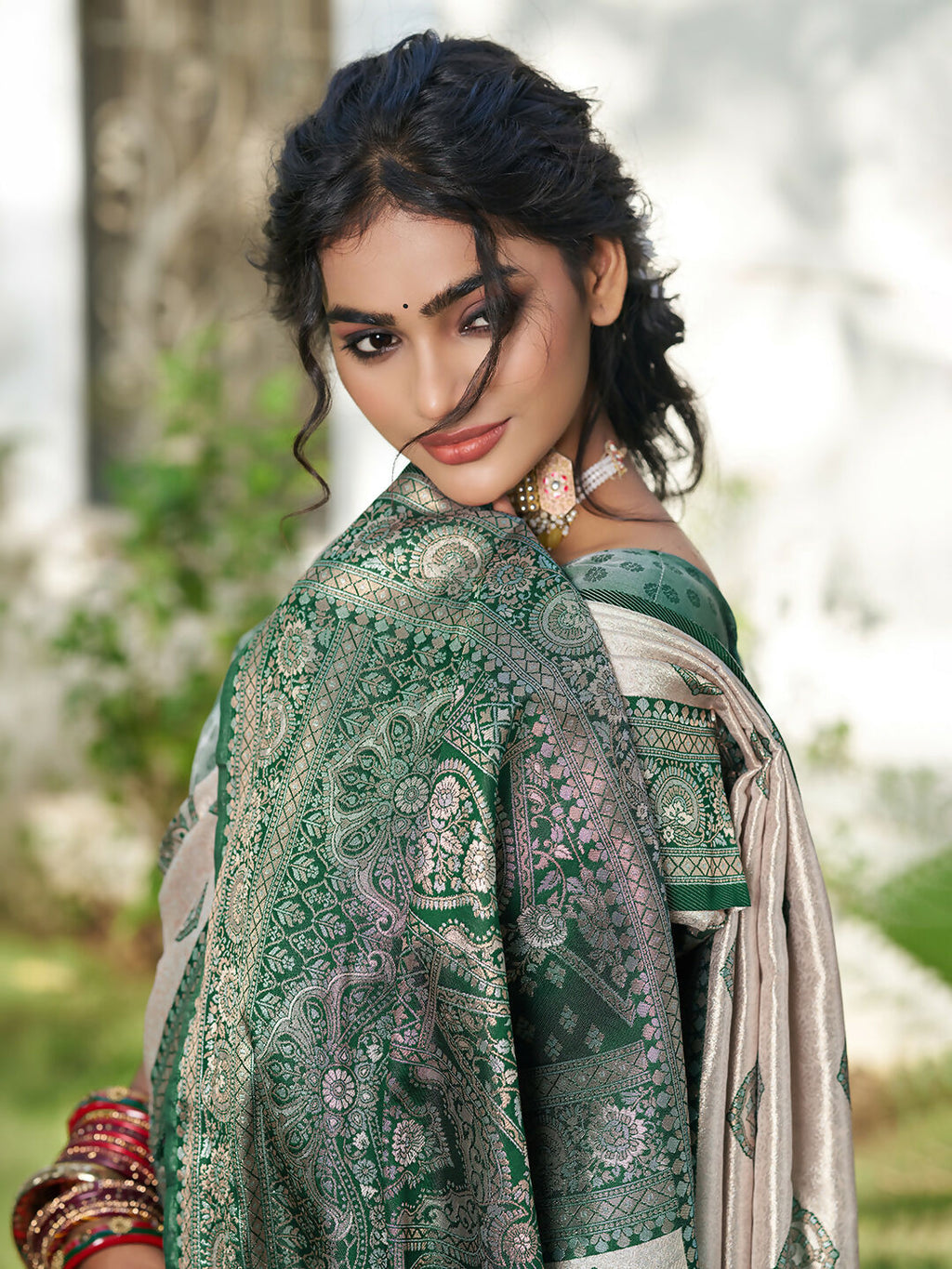 Shree Shyam Fashion Cream With Dark Green Silk Blend Saree - Distacart