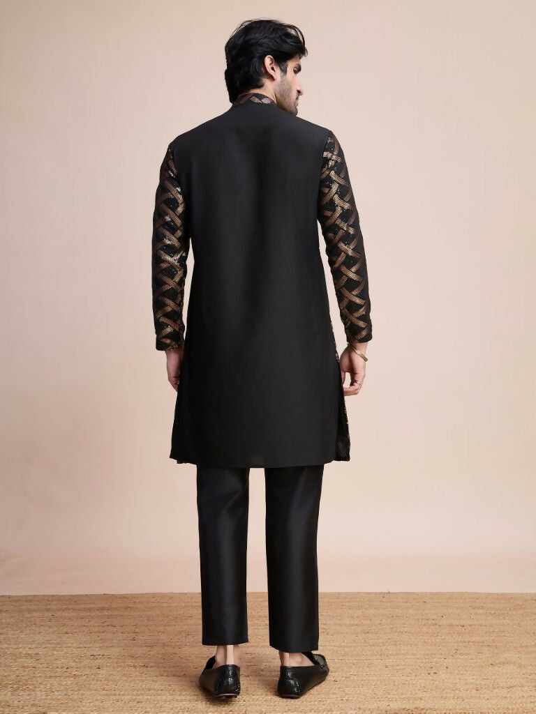 Vastranavya Traditional Festival Wear Pure Silk Thread & Sequence Embroidered Work Kurta