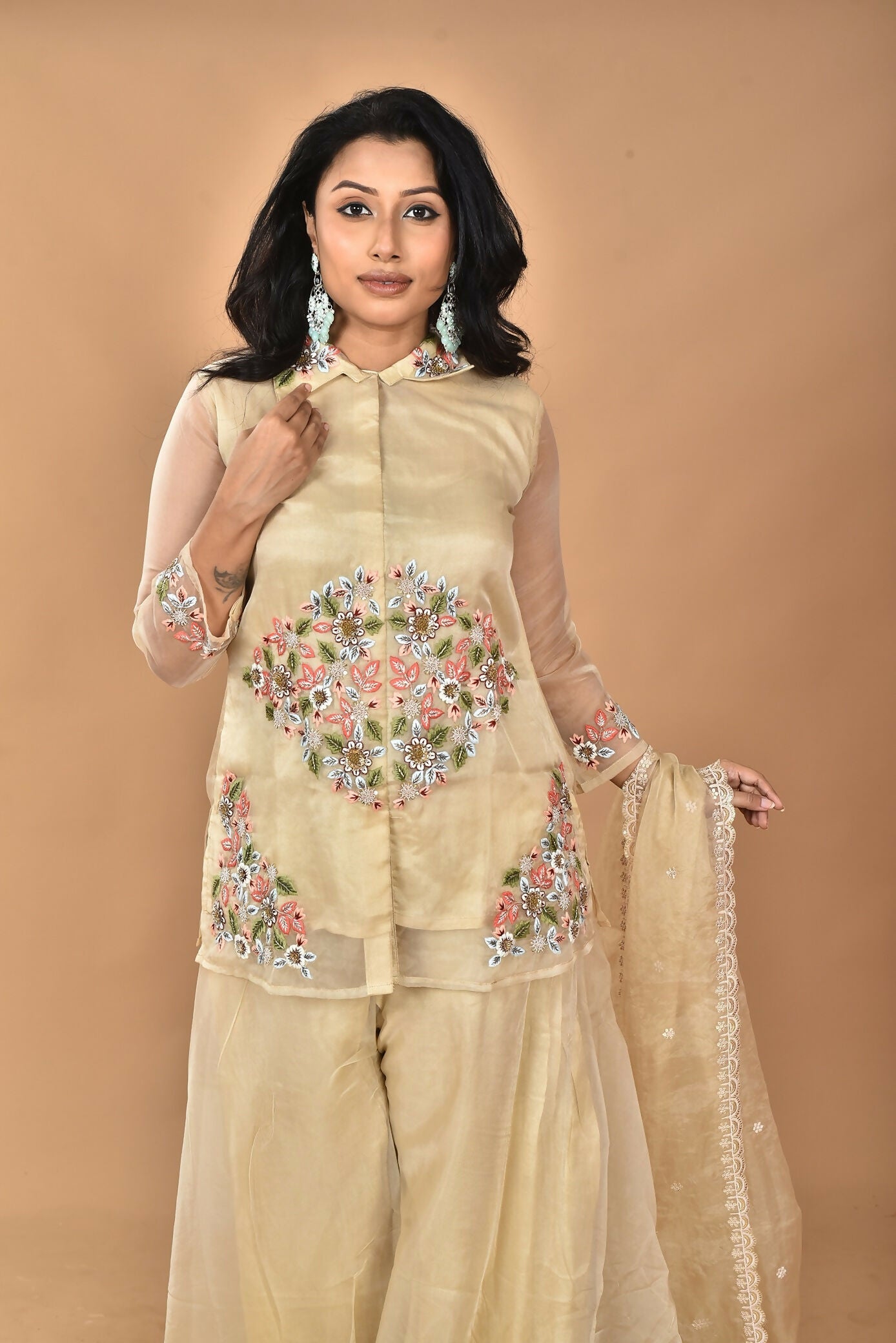 Morchari Women And Hand Embroidery Palazzo Set-Beige