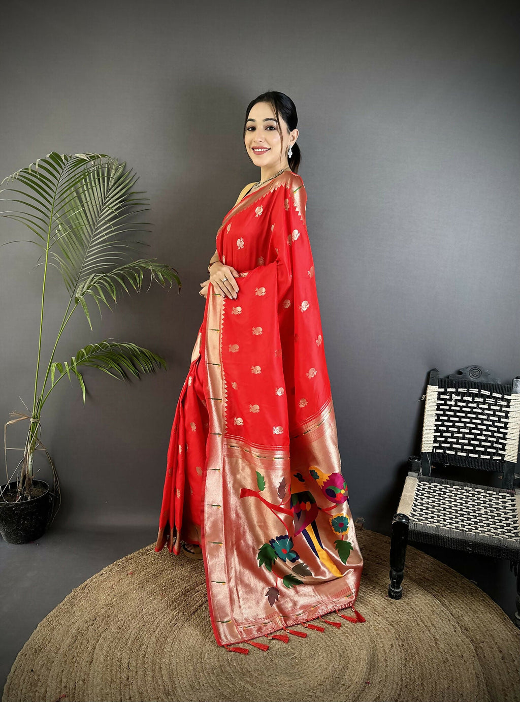 Joban Fashion Red Peacock & Floral Motifs Soft Silk Kanchipuram Saree - Distacart