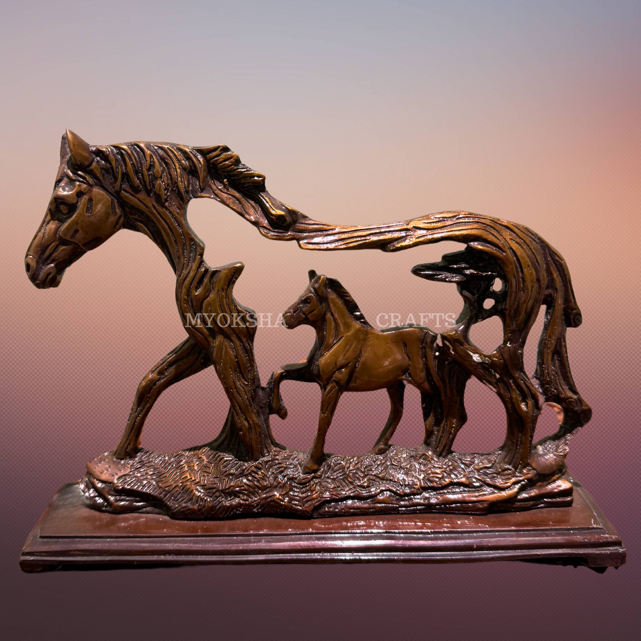 Brass Horse Décor