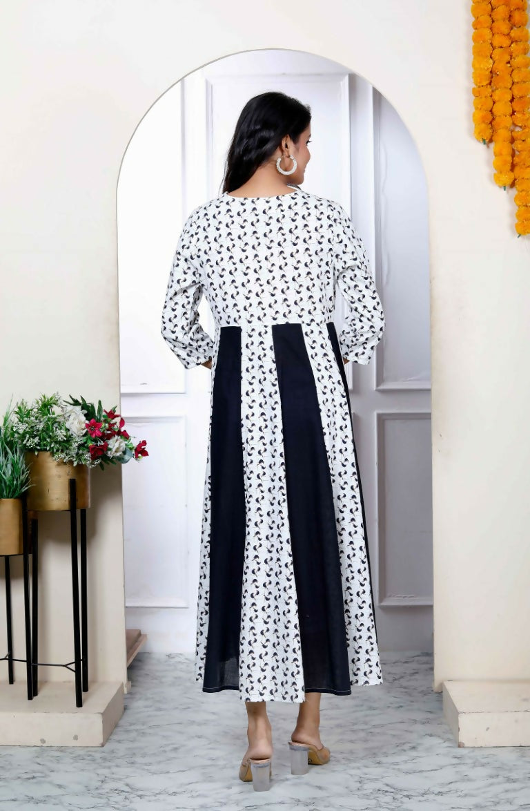 Miravan Women's Cotton White Bird Print Anarkali Kurta