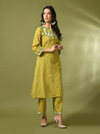 Myshka Women's Yellow Printed Cotton Straight Party Kurta Set