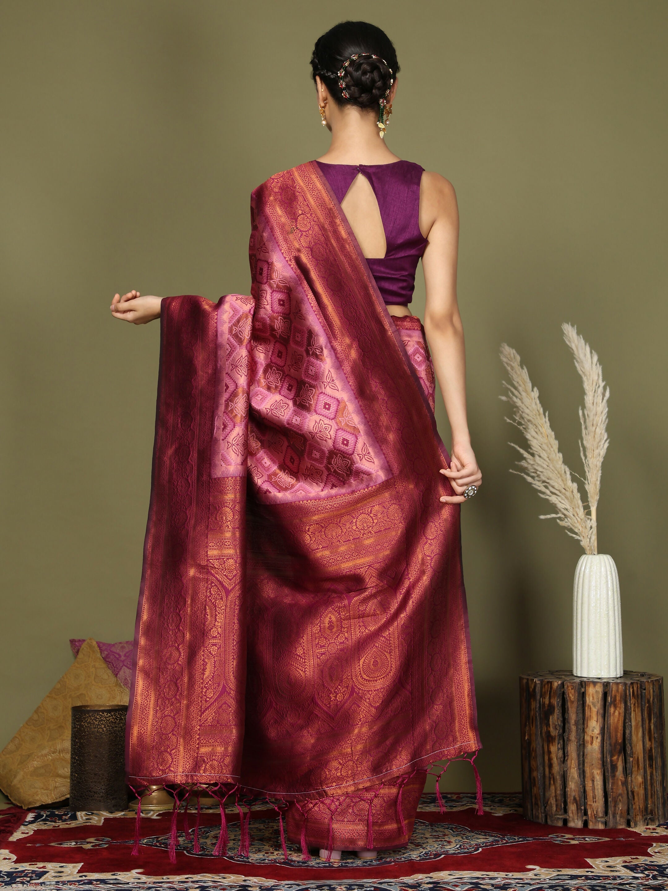Shree Shyam Fashion Lichi Silk Light Pink Saree - Distacart