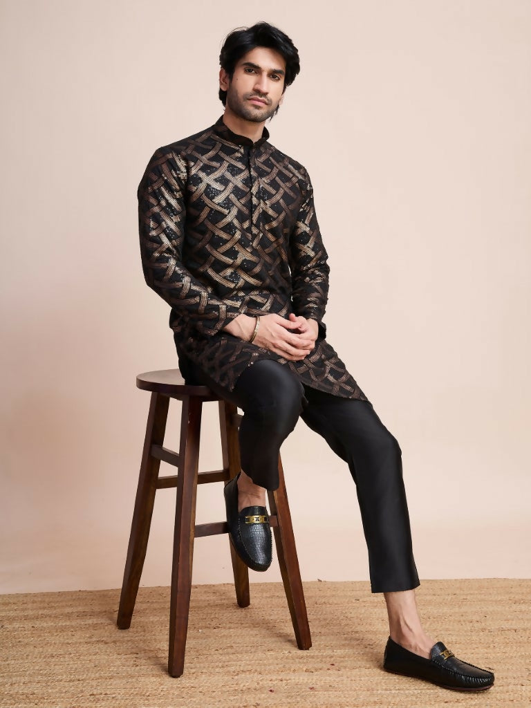 Vastranavya Traditional Festival Wear Pure Silk Thread & Sequence Embroidered Work Kurta