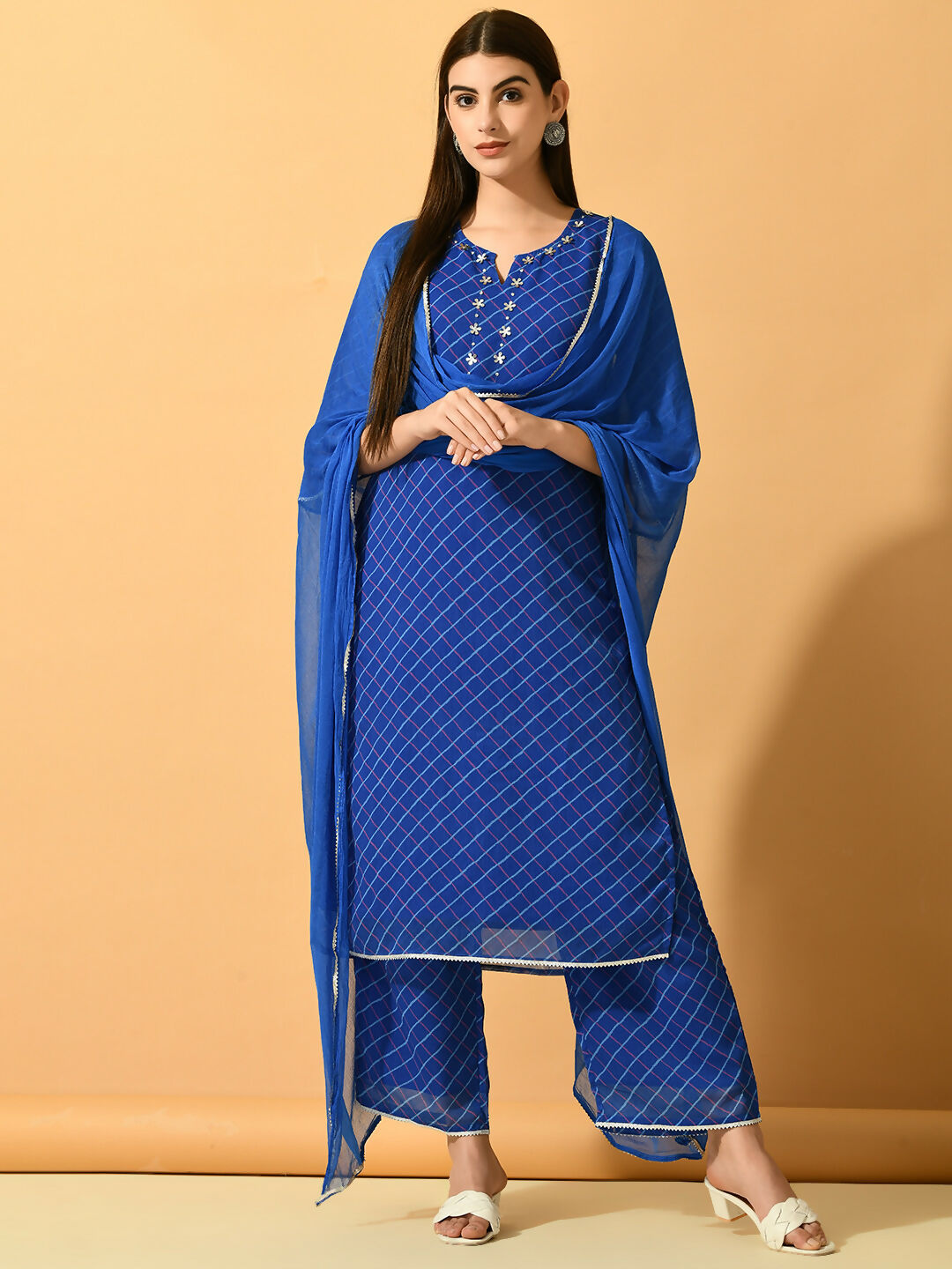 Myshka Women's Blue Embroidered Party Kurta Sets