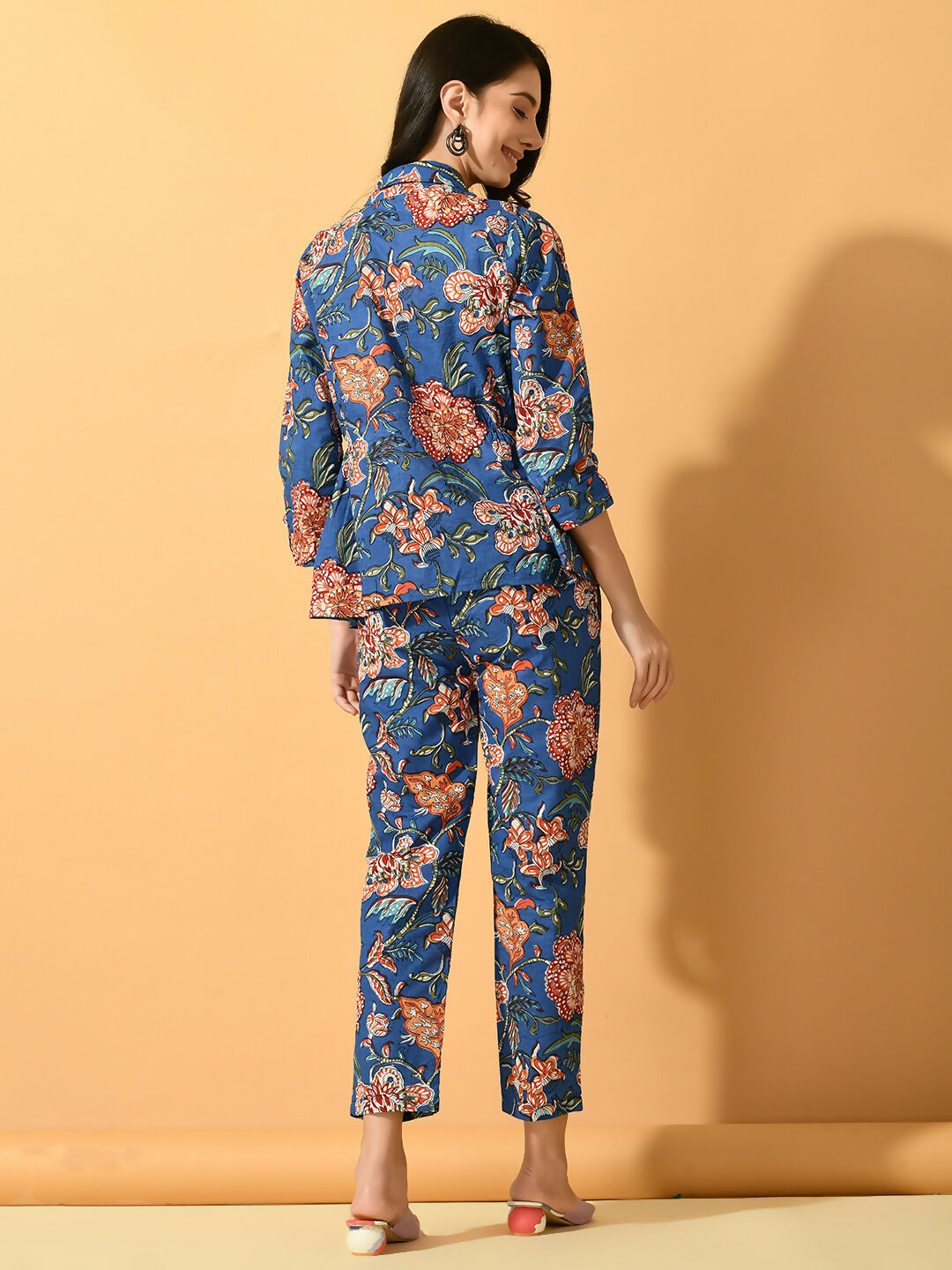 Myshka Women's Blue Printed Floral Jacket