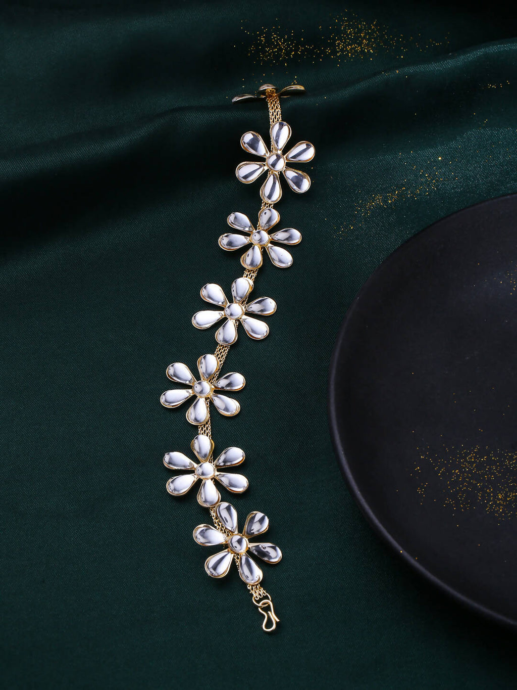 NVR Women's Gold-Plated Traditional Trending Matha Patti - Distacart