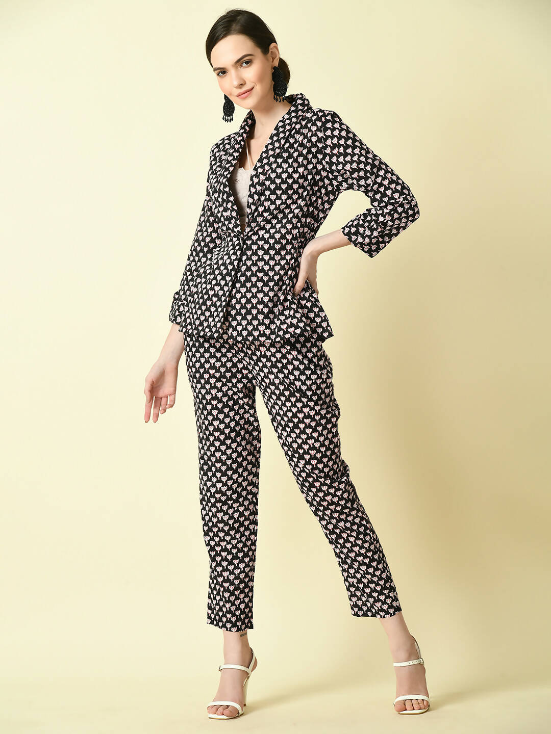 Myshka Women's Black Cotton Printed jacket
