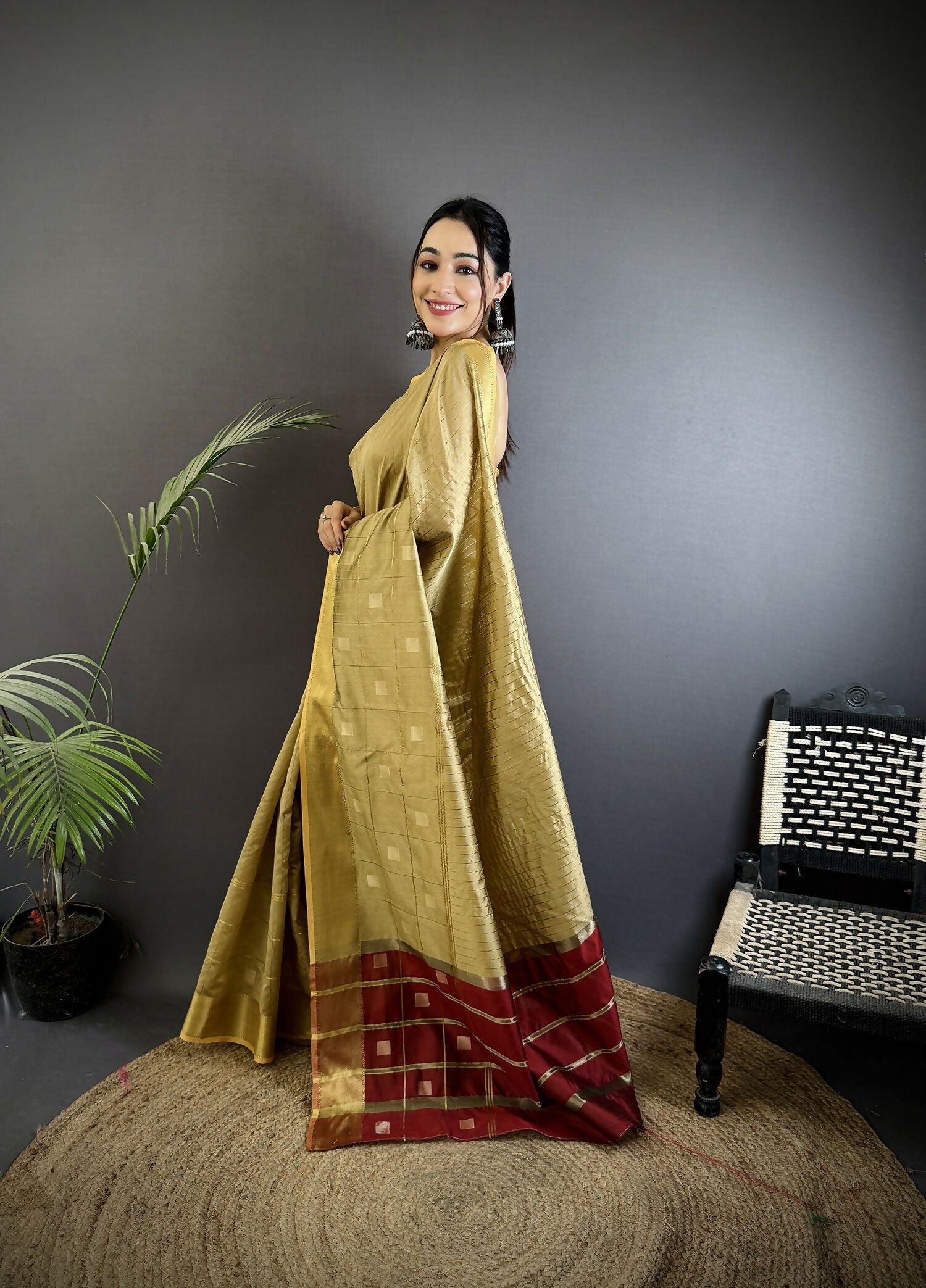 Joban Fashion Ivory Bhagalpuri Cotton Silk Stripes/Box Saree - Distacart