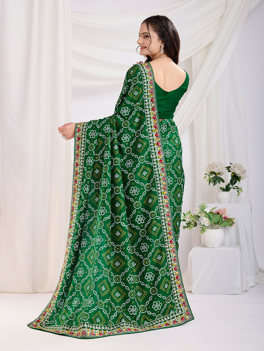 Green Vichitra Silk Bandhani Printed, Embroidery Work Saree - Ditya