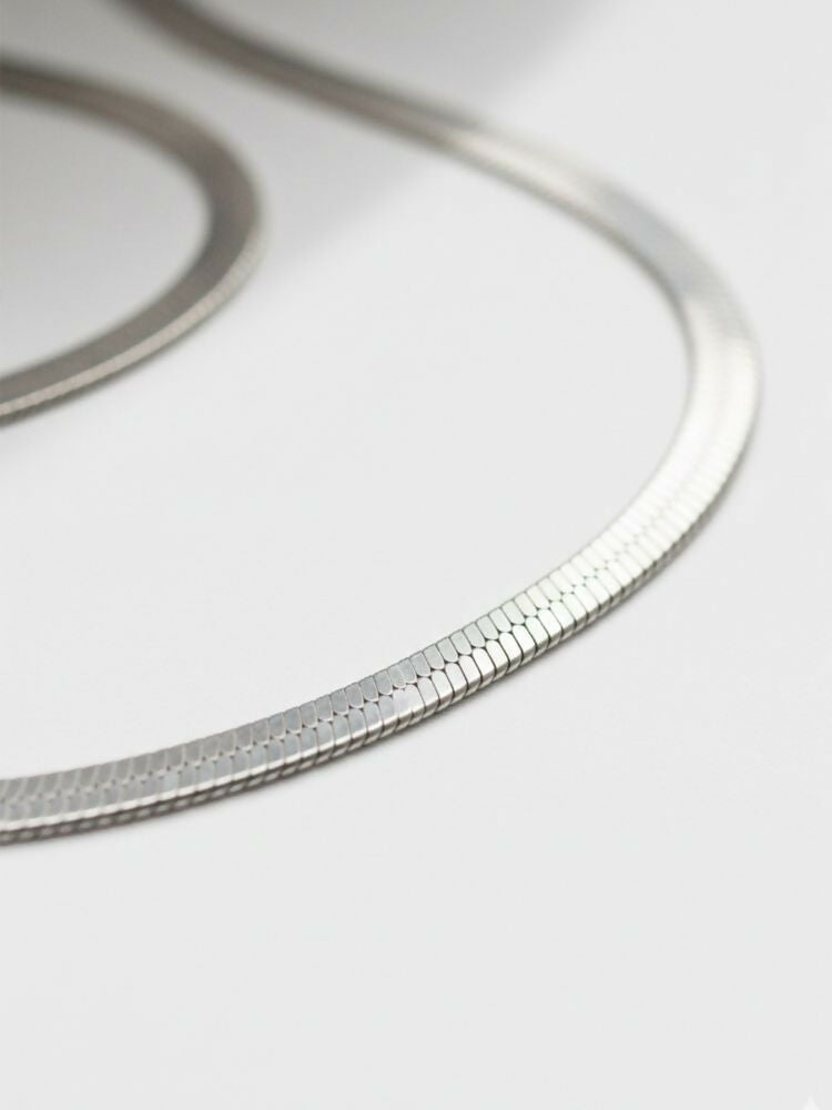 NVR Women German Silver Oxidised Chain - Distacart