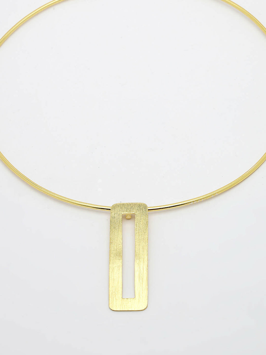 NVR Women Gold-Polished Circular Choker Necklace
