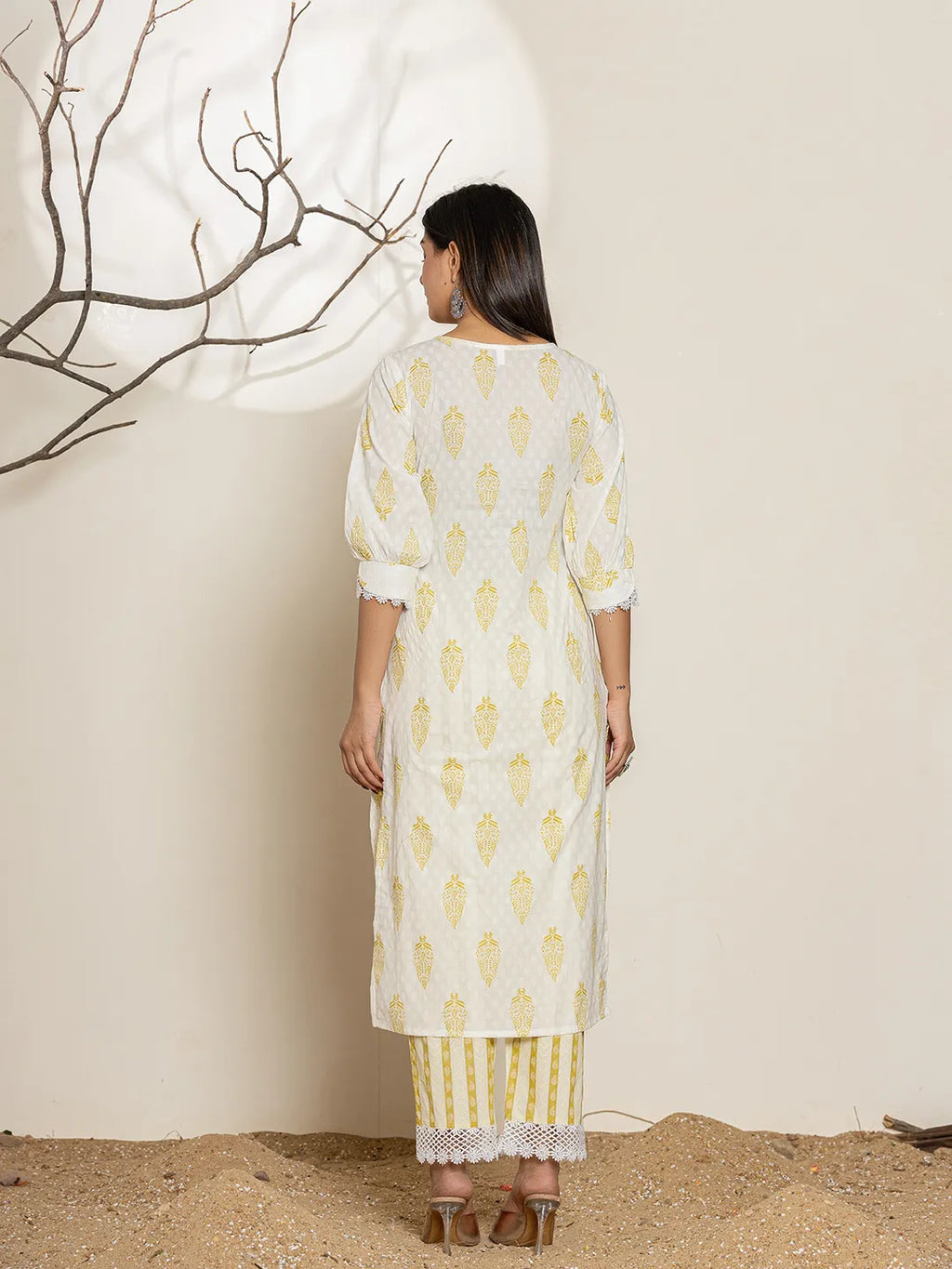 Yufta White & Green Floral Cotton Straight Suit Set - Distacart