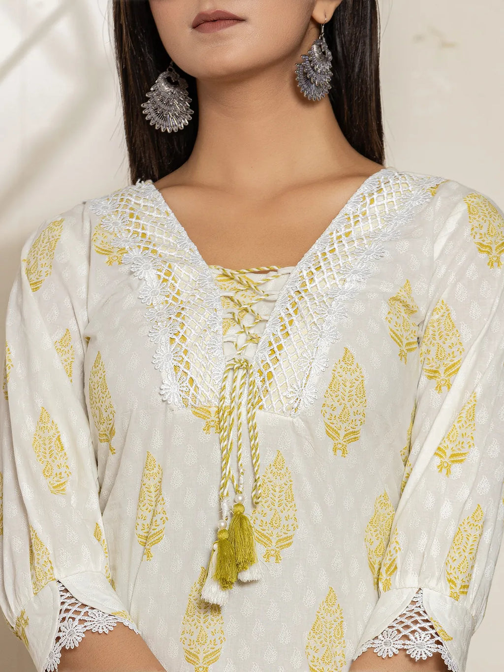 Yufta White & Green Floral Cotton Straight Suit Set - Distacart