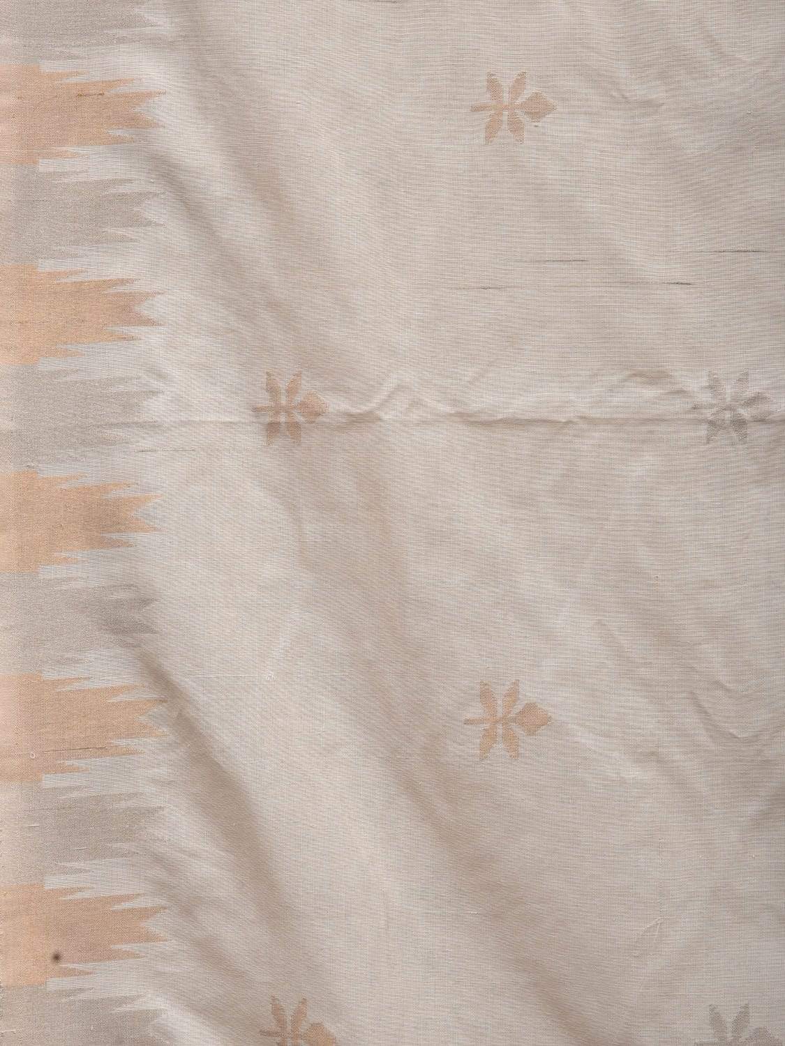 White Khadi Cotton Handloom Saree with Temple Border and Buta Design - Global Threads