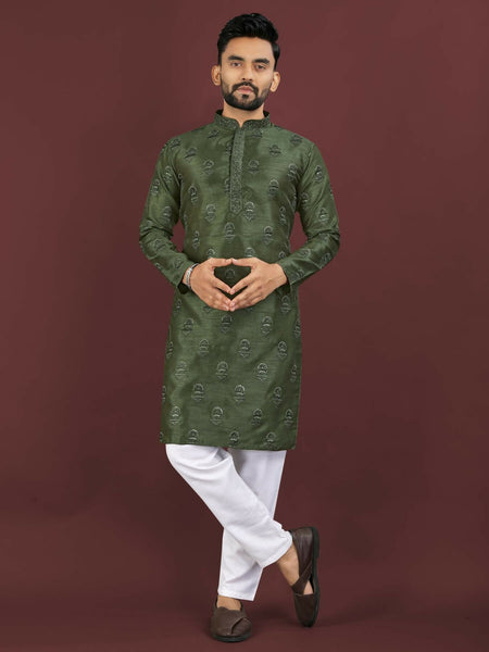 Anaita Green Embroidered Silk Straight Kurta