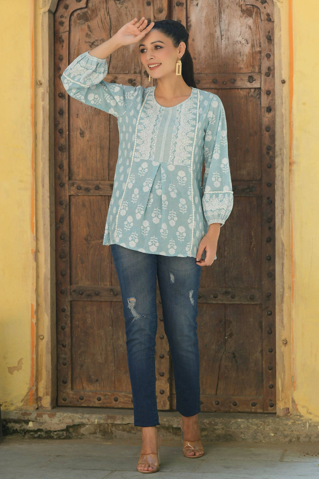 Juniper Women's Skyblue Cambric Placement Floral Printed Tunic - Distacart