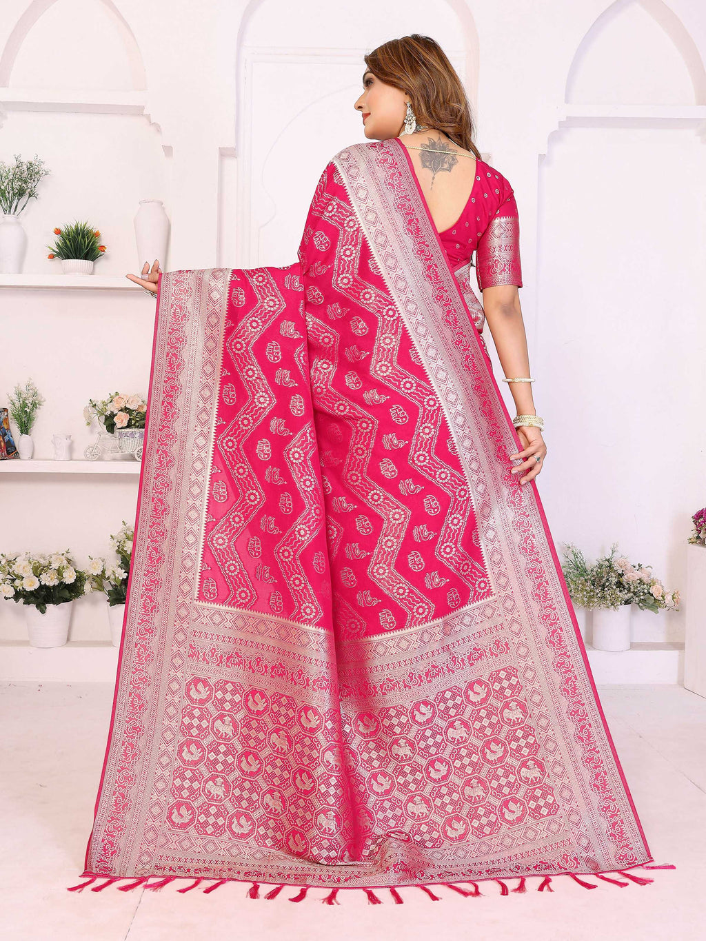 Aastha Fashion Magenta Georgette Silk Leheriya With Elegant Zari Weaving Saree - Distacart