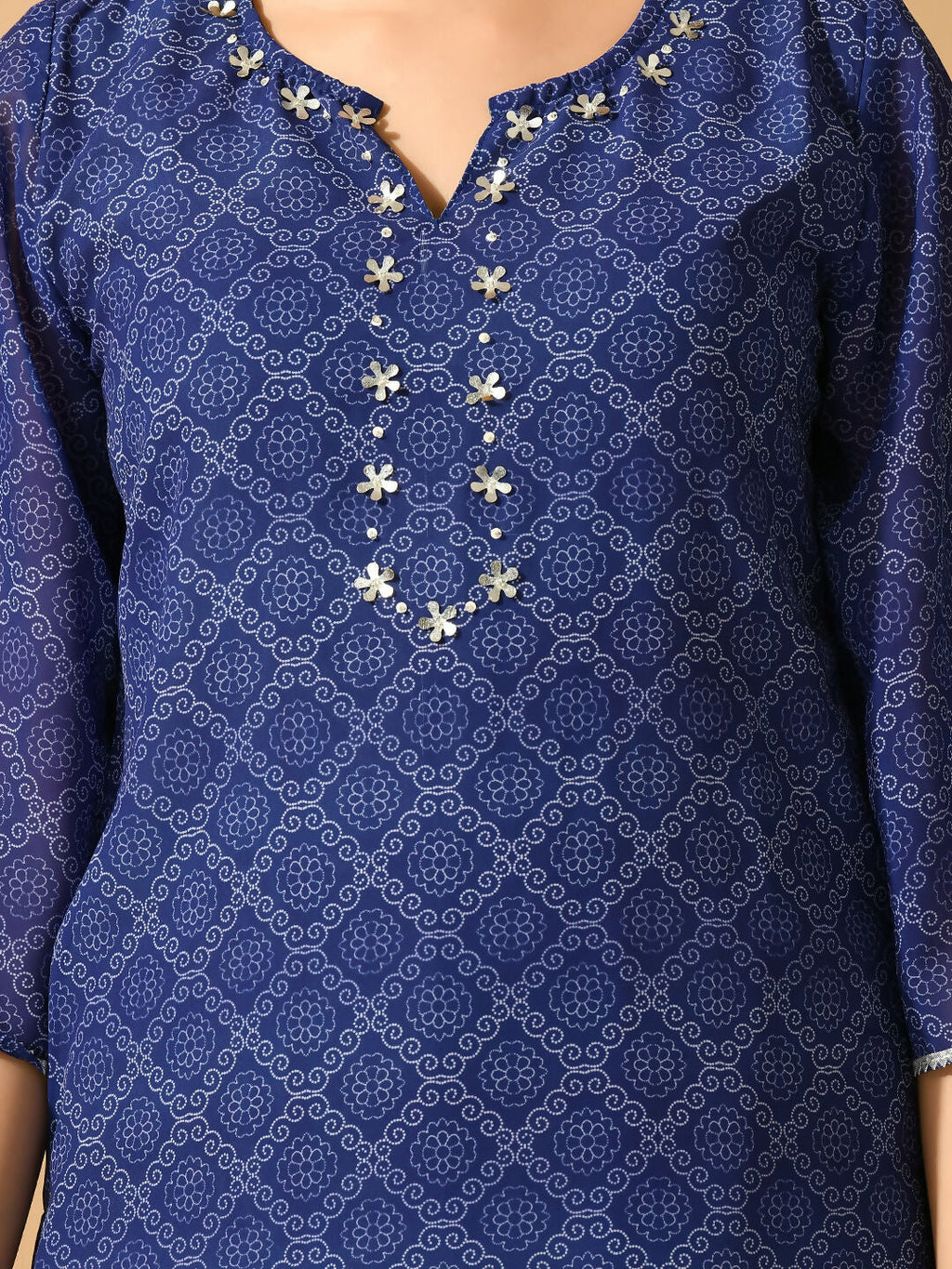 Myshka Women's Blue Embroidered Party Kurta Sets