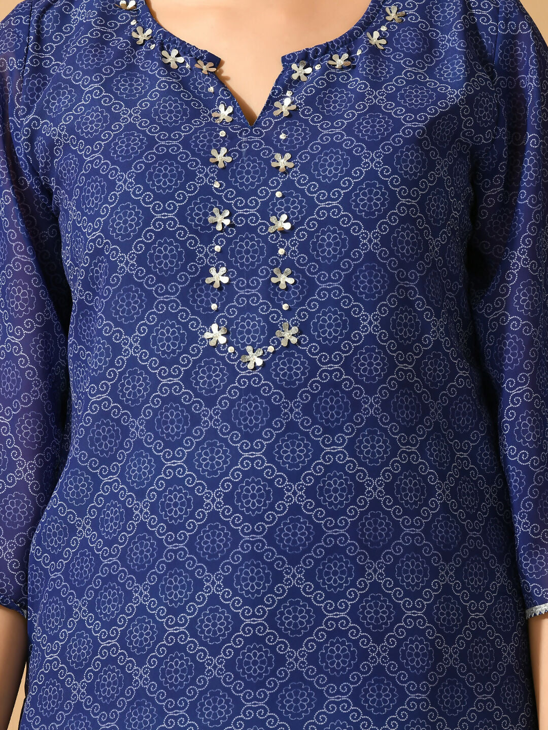 Myshka Women's Blue Embroidered Party Kurta Sets