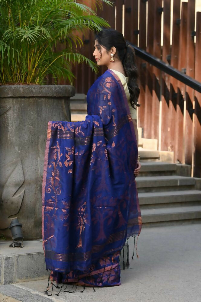 Beatitude Blue Cotton Floral Jamdani Saree