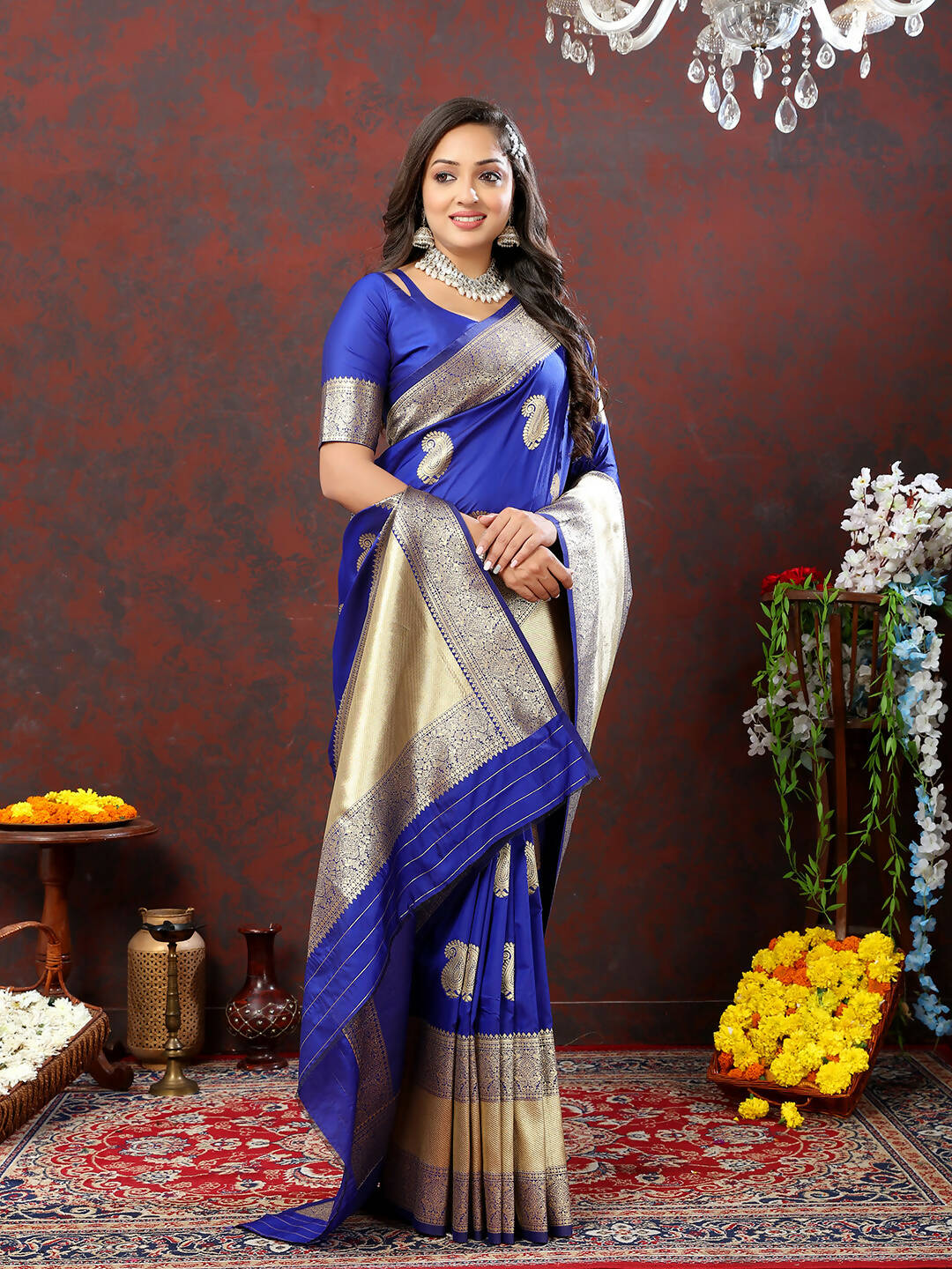 Lorenvalley Fashion Blue Soft Silk Woven Design Gold Zari Weaving Saree