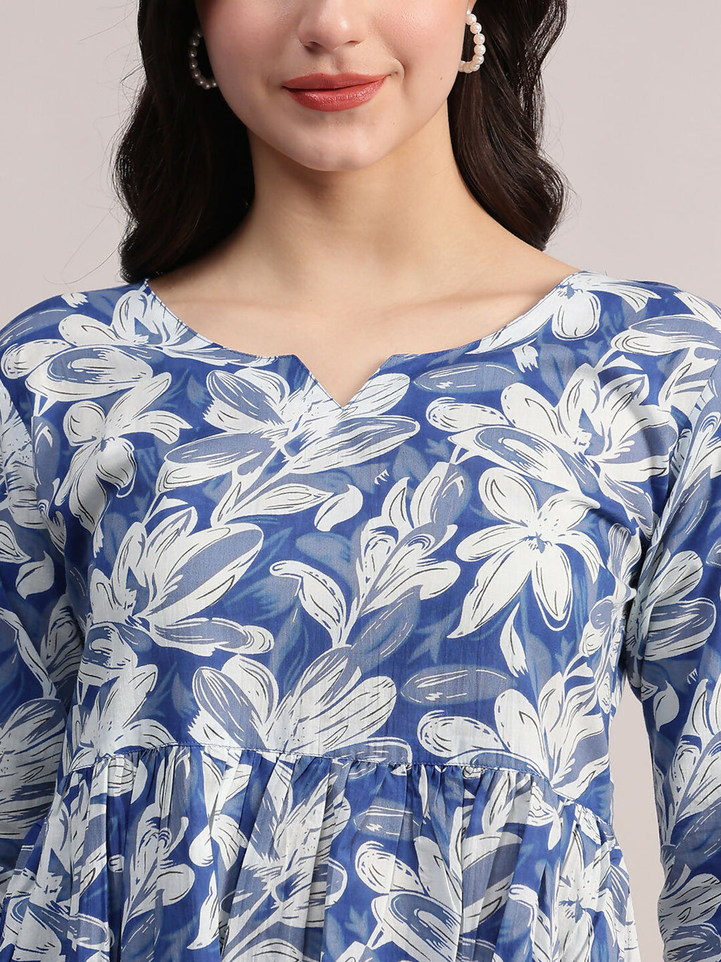 Aavyora Women's Blue Floral Printed Cotton Kurta with Chevron Pattern Palazzo Set