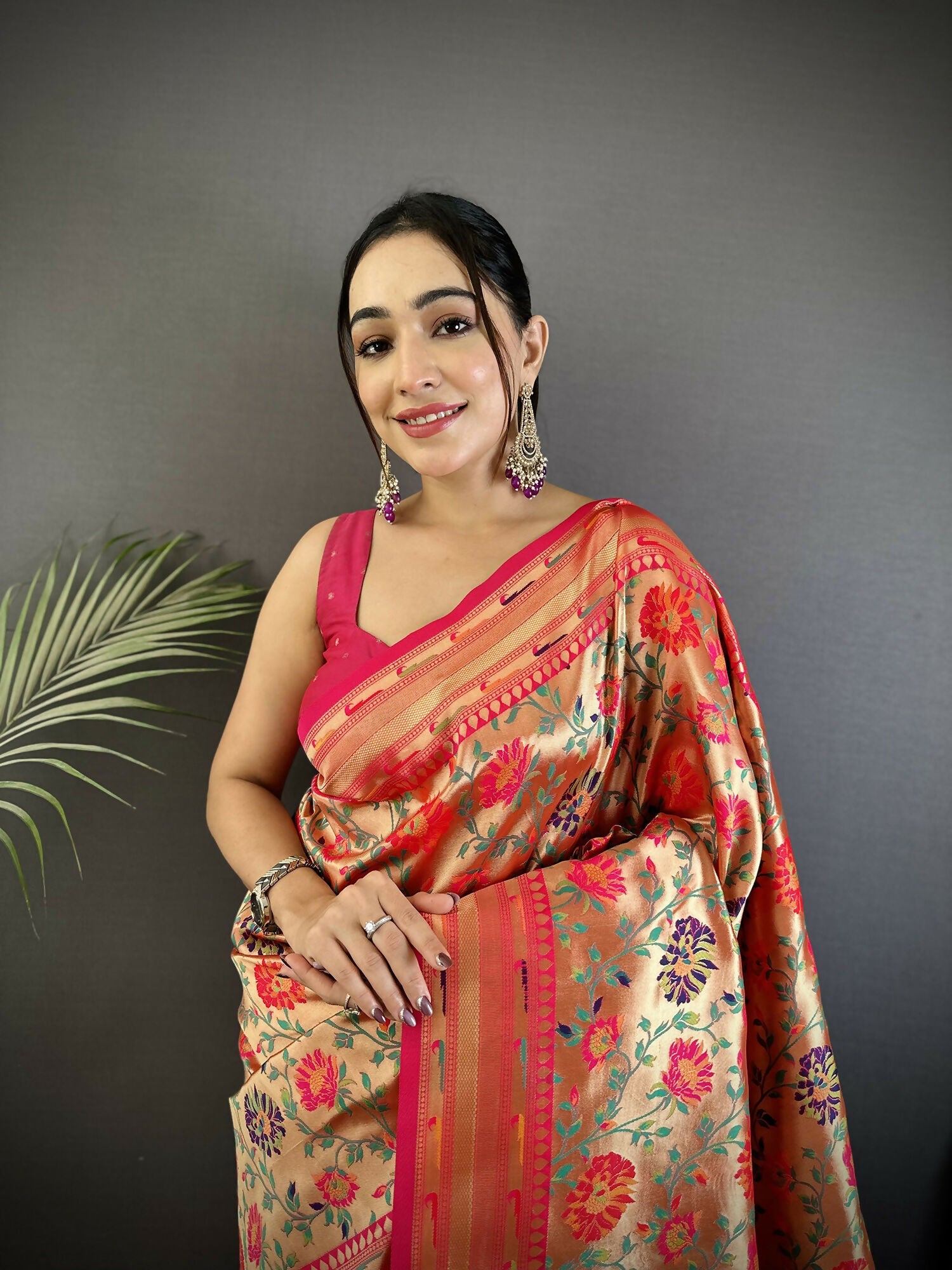 Joban Fashion Pink Floral & Paisley Motifs Soft Silk Paithani Saree - Distacart