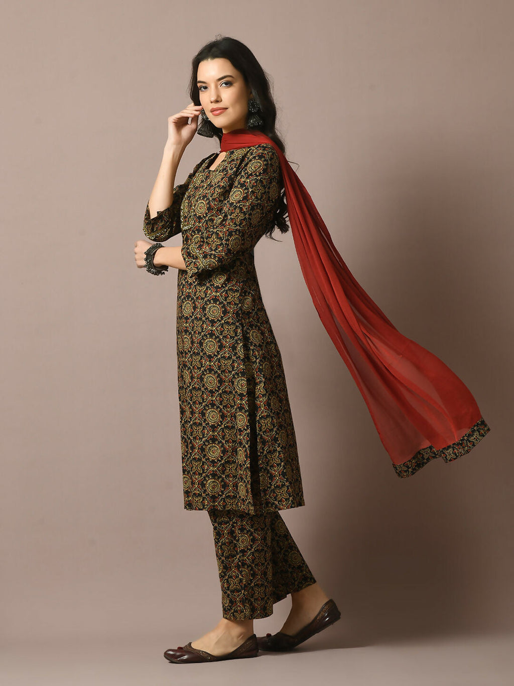 Myshka Women's Multi Printed Cotton Straight Party Kurta Set With Dupatta