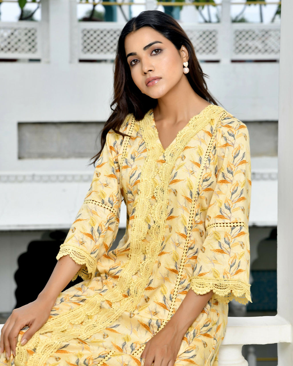 Vaasva Women's Yellow Cotton Printed Kurta Pant Set