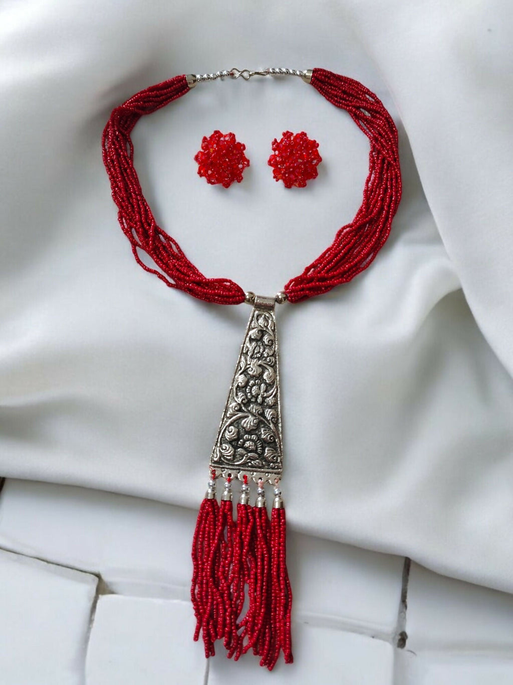 Inhanns Day-To-Dinner Tie Shaped Oxidized Black Metal Multi-Layered Long Necklace Set - Red