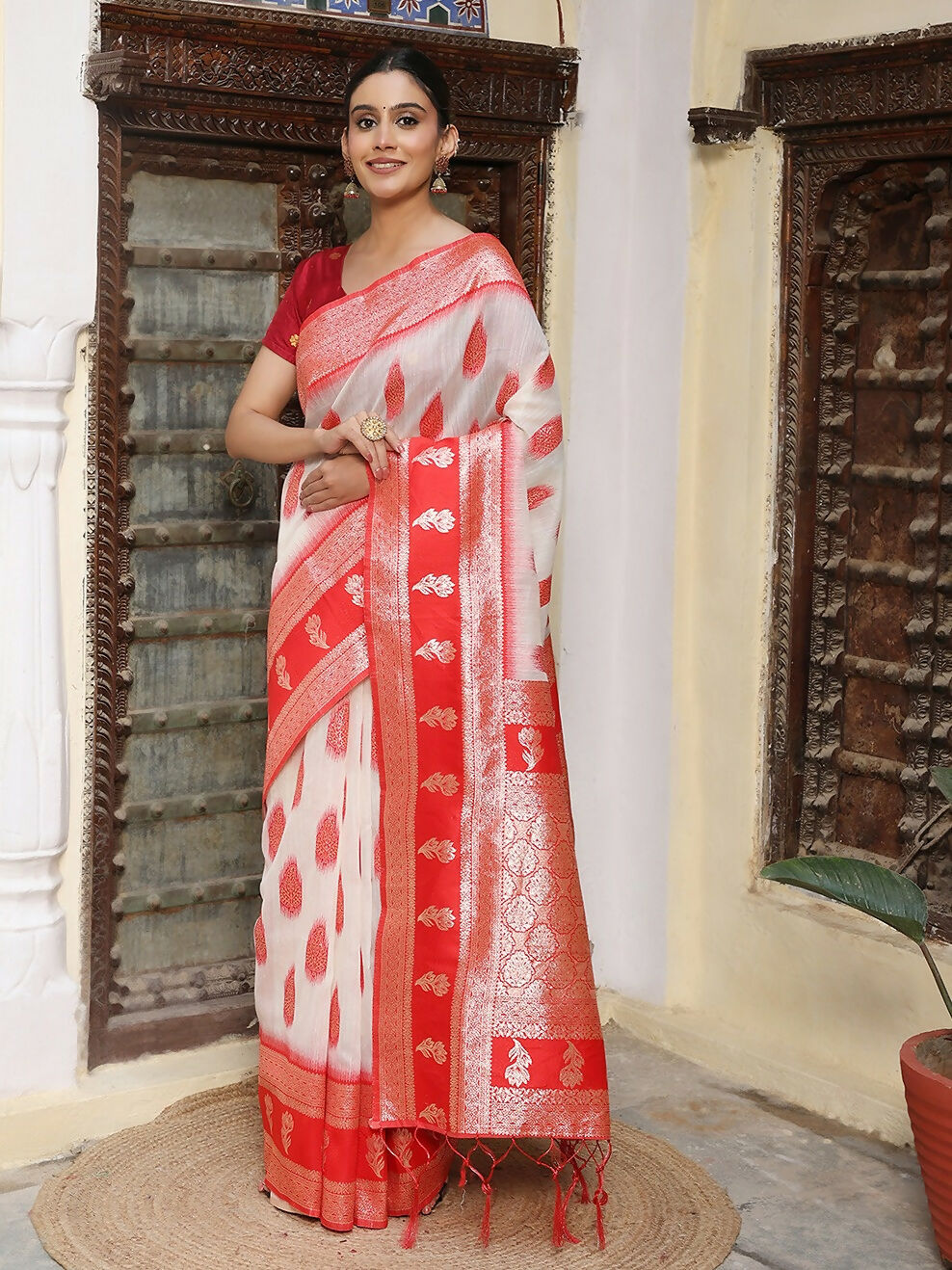 Shree Shyam Fashion White & Red Linen Cotton Saree - Distacart